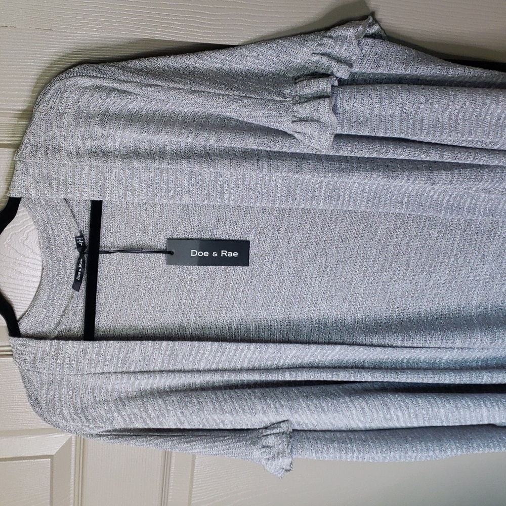 Nwt Doe & Rae Oversized Ruffle Open Front Cardiga… - image 2